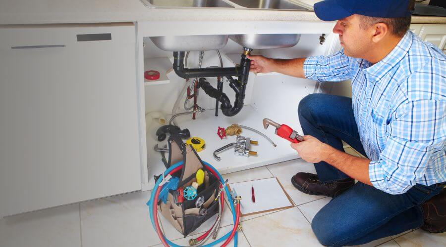 Local expert plumbing services in Leedey, OK